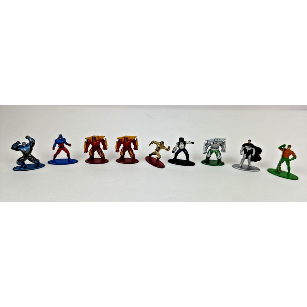 Jada Toys TM & DC-Comics Nano Metalfigs DieCast Metal Lot Of 9 Figures